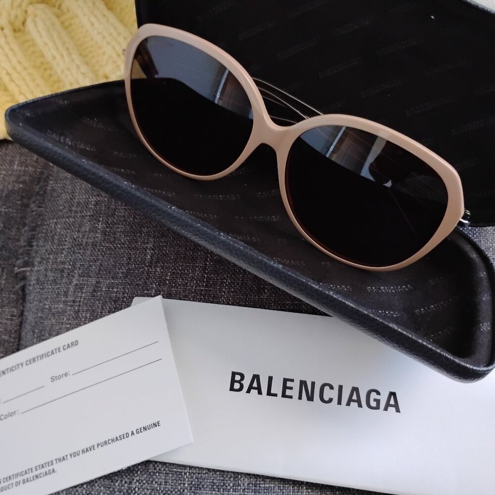 Balenciaga Sunglasses for women